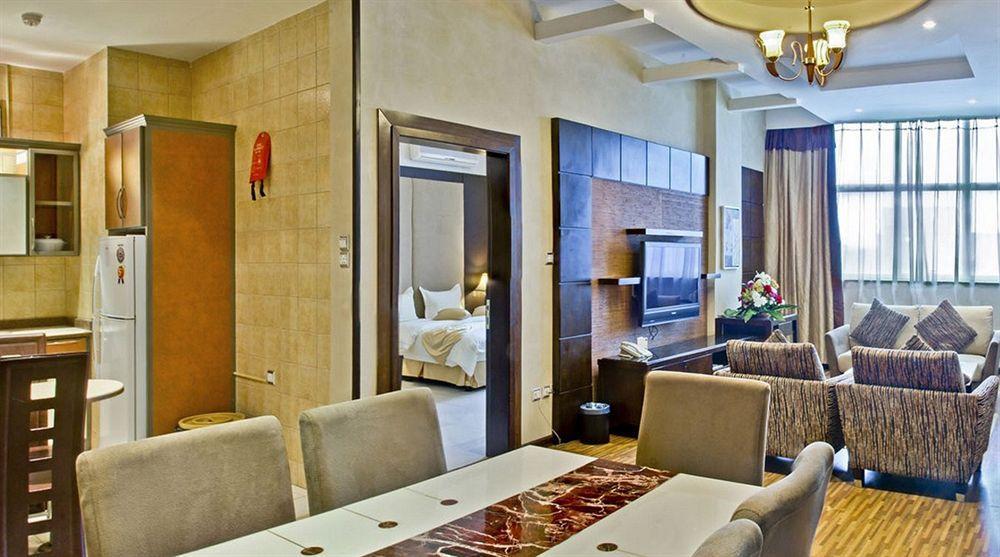 Boudl Buraydah Aparthotel Exterior photo