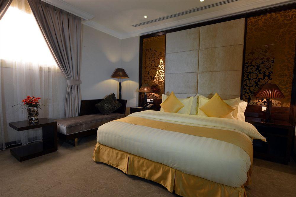Boudl Buraydah Aparthotel Exterior photo
