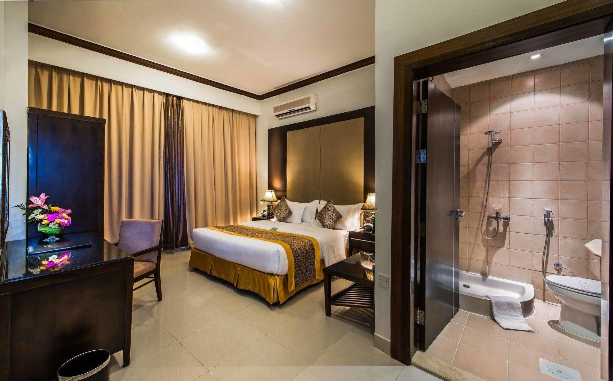 Boudl Buraydah Aparthotel Exterior photo